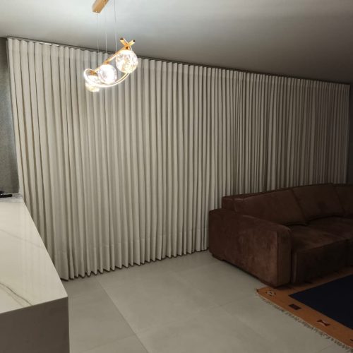 Cortina de tecido sob medida Goiânia - casa branca