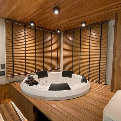 Persianas madeirasob medida casa branca - goiania