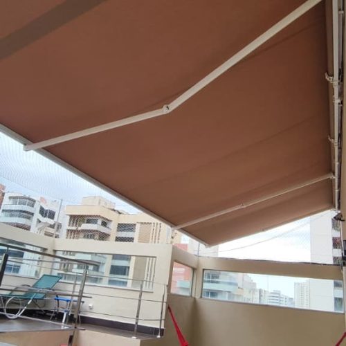 Toldo Articulado sob medida em Goiânia - Casa Branca