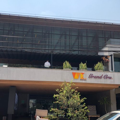 Toldo Pergolado - Toldo Cobertura sob medida em Goiânia - Casa Branca