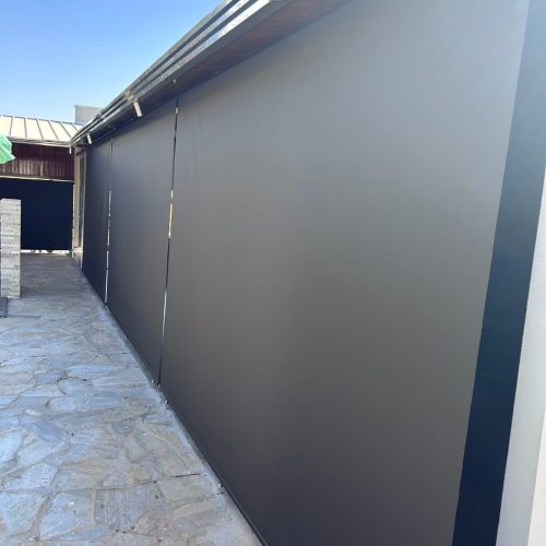 Toldo Vertical - Toldo Retratil sob medida Goiânia - Casa Branca