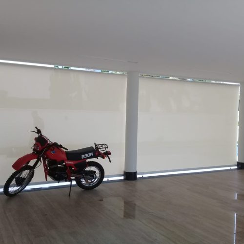 Toldo Vertical - Toldo Retratil sob medida Goiânia - Casa Branca