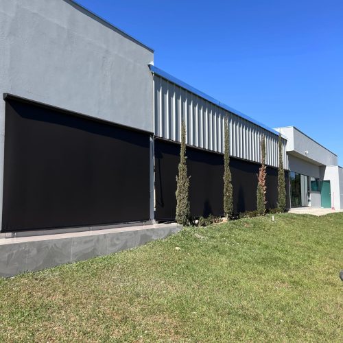 Toldo Vertical - Toldo Retratil sob medida Goiânia - Casa Branca